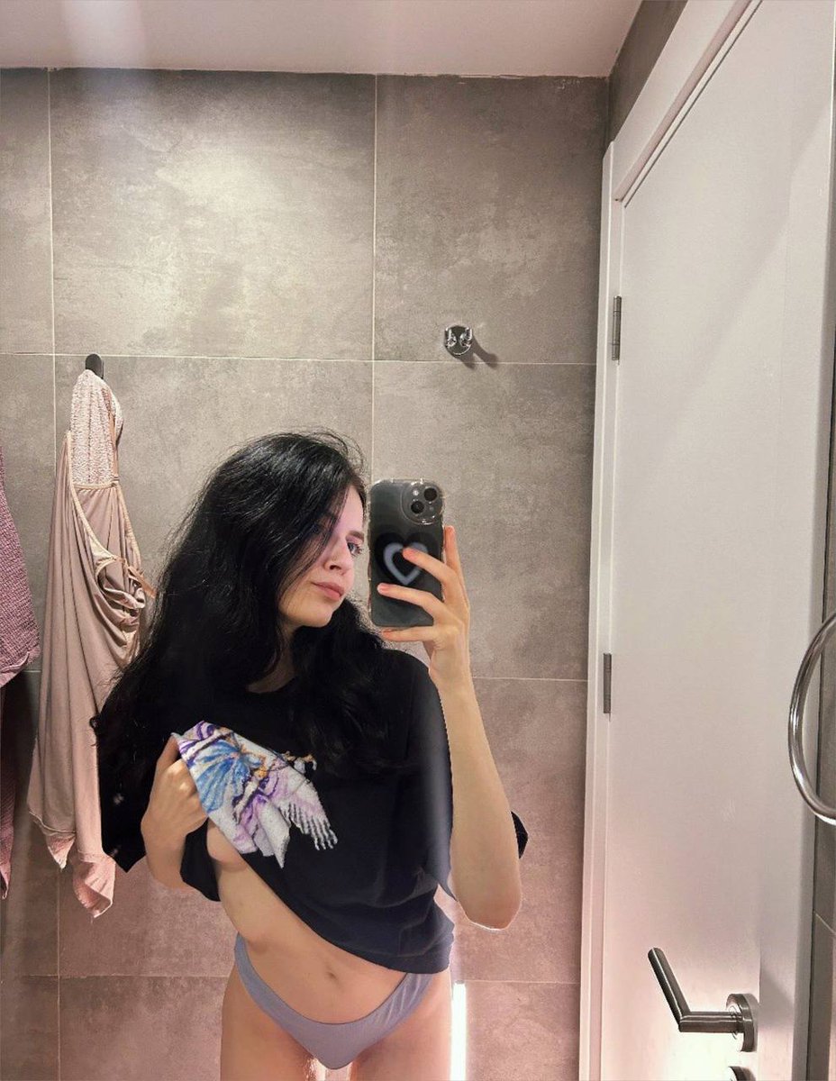 #нюдсовоскресенье

Я на минуточку буквально