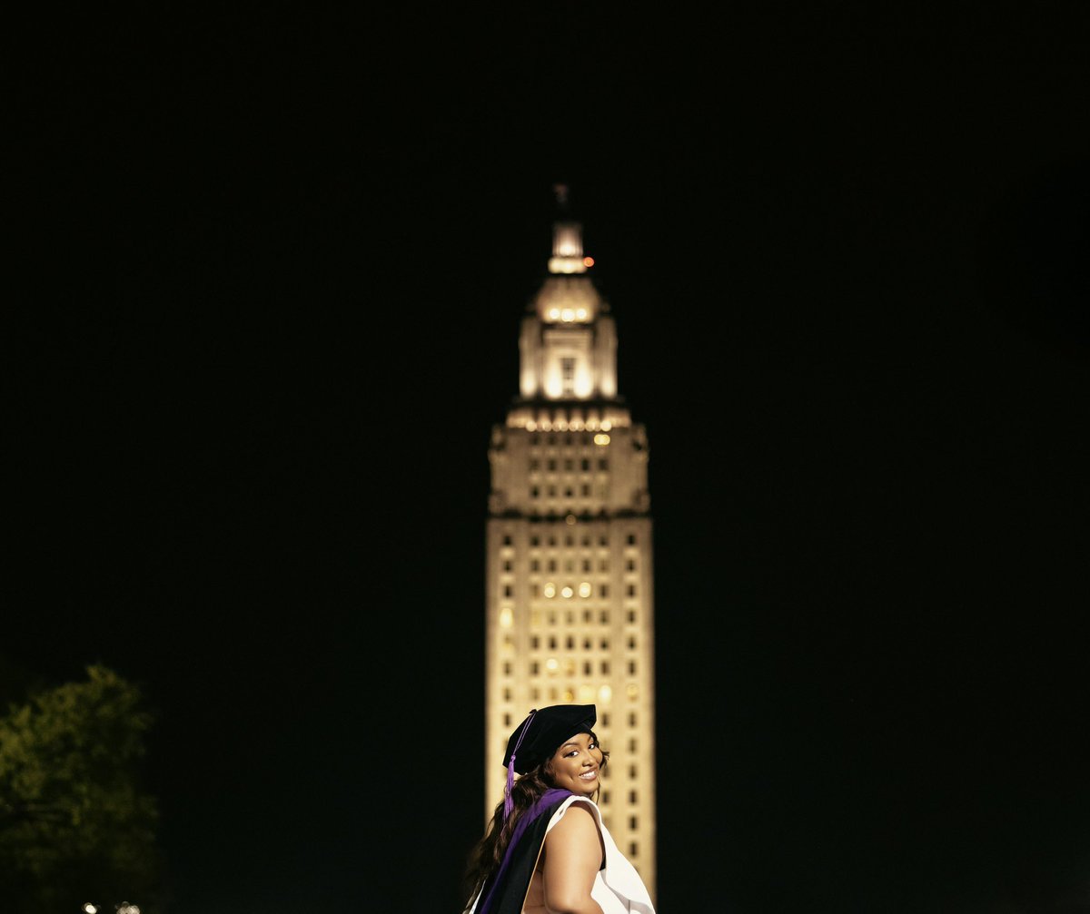 ThatsMayaPinyin's tweet image. Liked to argue so I sent myself to Law School 👩🏽‍⚖️