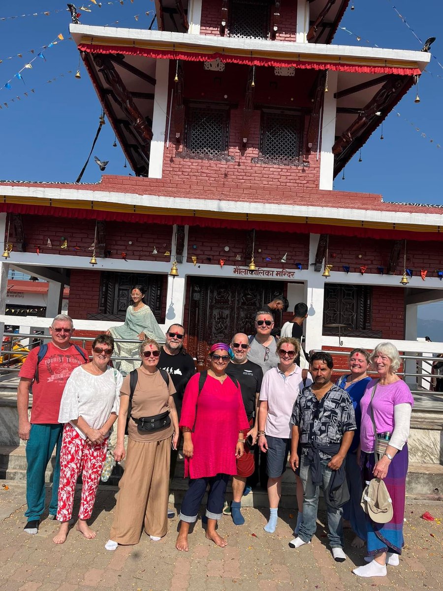 aidcamps's tweet photo. Lovely day visiting 2 important temples. Firstly the massive 1000+ step climb to the Kali temple. Then a quick lunch and on to the temple town of Devghat.
We left a traditional offering in the holy river in memory of the wife of a treasured ex-volunteer who sadly passed recently. https://t.co/iSQENo3B0I