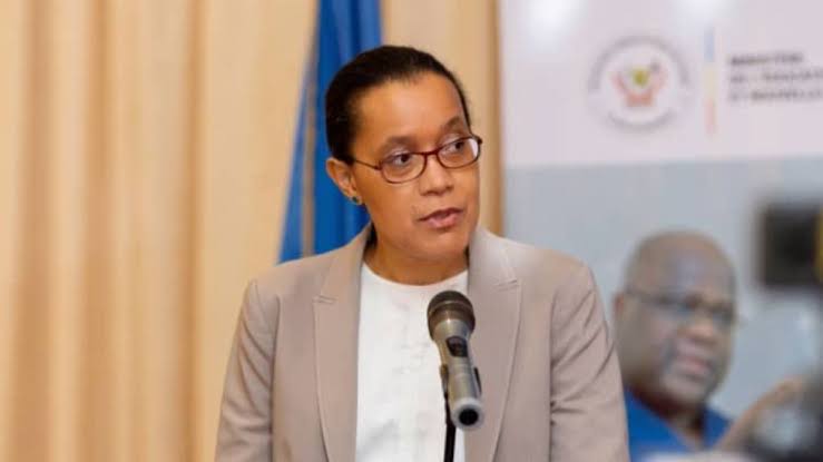 plus24actu's tweet photo. L'allure où se déroule les choses le PR @FelixTshiseked risque de voir ses efforts pour la gratuité de l'enseignement se dissiper. 
La situation est urgente. @malu_raissa et son acolyte Mbaka risquent de detruire ce secteur. 
Il y a l'urgence. https://t.co/Nl1frnknFn