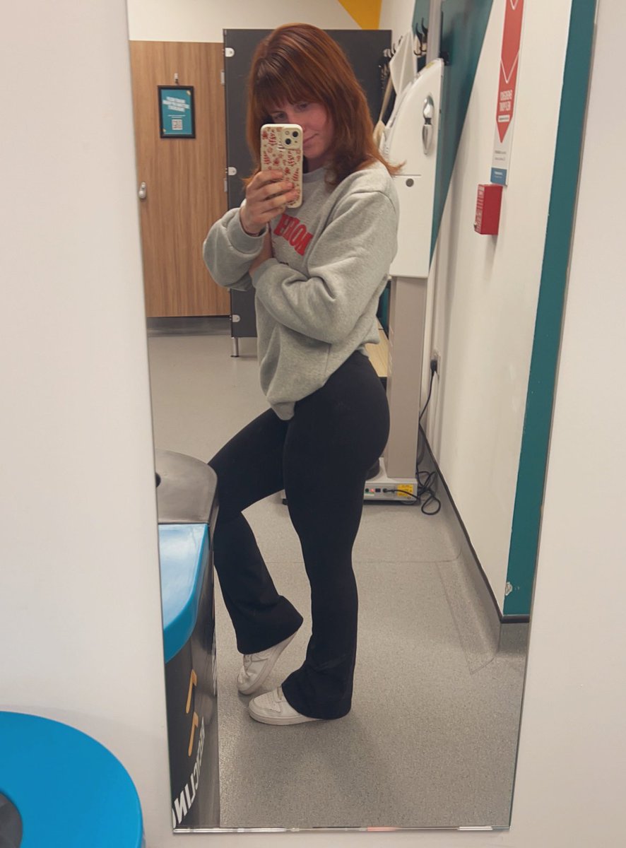 ploughing_pixie's tweet image. Leg day 💋
#musclemommy