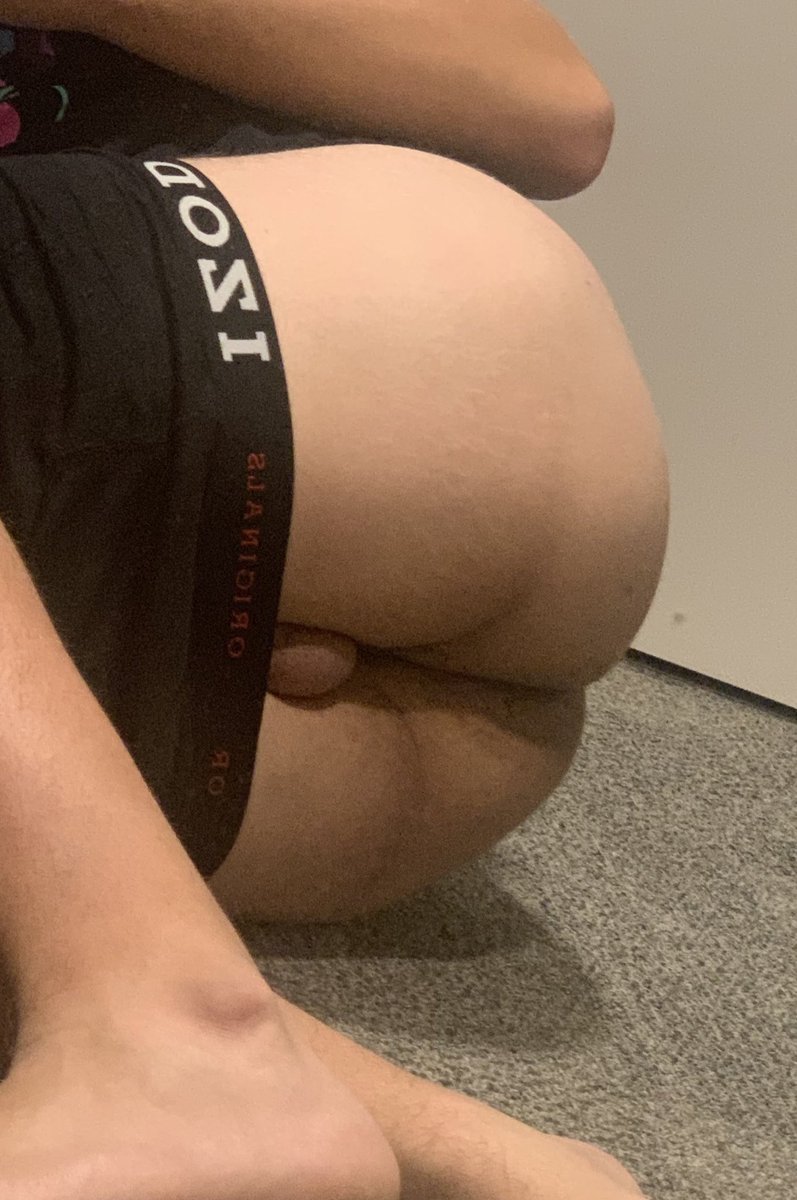 $100goatz

i like being worshipped in a lot of ways other than you drooling on your screen yknow