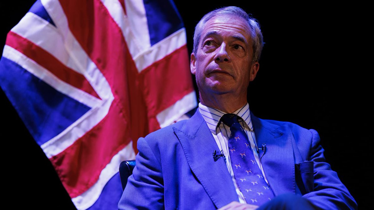 🚨DERNIÈRE HEURE : Elon Musk aurait l'intention de donner 100 millions de dollars à Nigel Farage dans le but de secouer la politique britannique avant les prochaines élections.

Selon le Times, l'objectif de Musk pourrait être d'aider Farage à devenir Premier ministre.

Musk