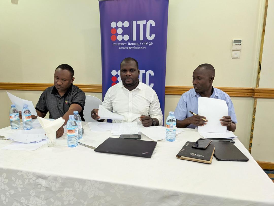 MubsMbaleCampus's tweet photo. MUBS-Mbale Regional Campus students showcased their brilliance in a thrilling quiz competition, demonstrating their deep understanding of the industry.

 Dr. Katerega Yusuf, serving as Chief Judge, expertly moderated the session, ensuring a fair https://t.co/jWWlqyJAAS