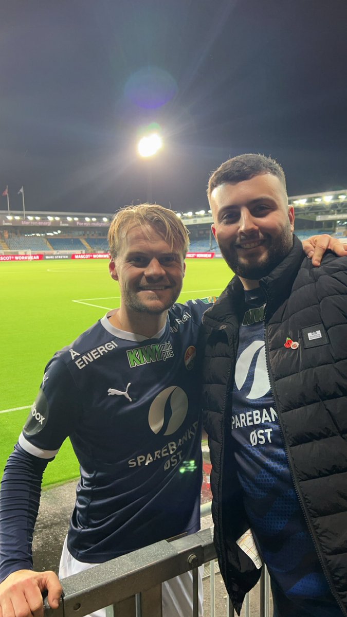 PazzaSAFC's tweet image. I’ve traveled from England to watch @godset twice this season, the first and last home game…
Godset 1-0 Rosenborg ✅ 
Godset 1-0 Molde ✅

Does this make me a good luck charm?🤣 #godset
