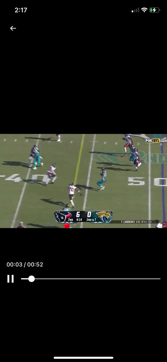 TyBeFantasy's tweet photo. Say you know nothing without saying you know nothing… Tlaw starts his slide &amp; carries on for 5 yards. Defender almost comes to a complete stop until he’s about to gain the 1st down. Gives a slight lunge at the end. Leagues gone soft #nfl https://t.co/iLrmmww7LZ