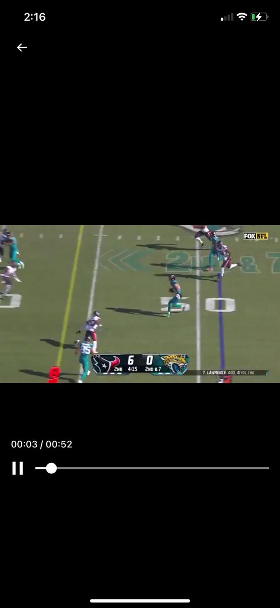 TyBeFantasy's tweet photo. Say you know nothing without saying you know nothing… Tlaw starts his slide &amp; carries on for 5 yards. Defender almost comes to a complete stop until he’s about to gain the 1st down. Gives a slight lunge at the end. Leagues gone soft #nfl https://t.co/iLrmmww7LZ