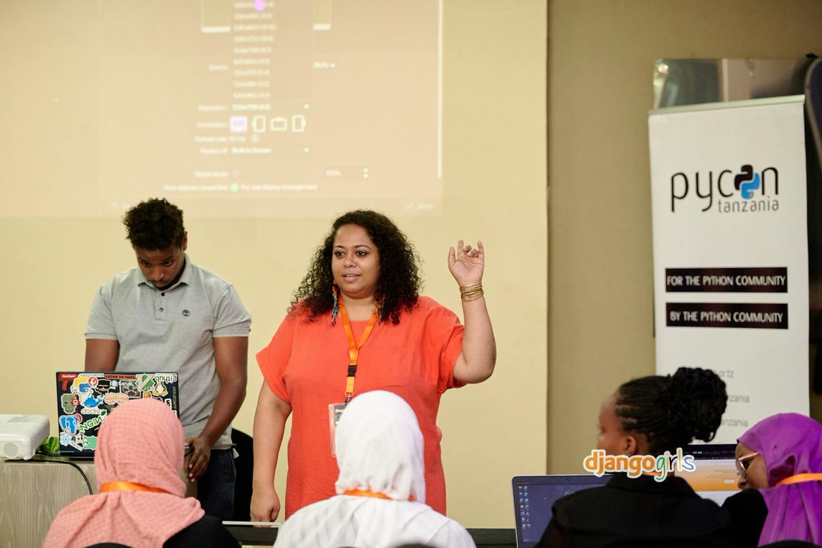 djangogirlstz's tweet image. How it went down in terms of:
#pip install django python 

Cc @AviTheDev @CRBarretto