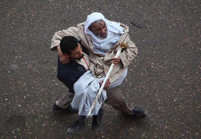 AdelAliBinAli's tweet photo. " بر الوالدين : دِين ودَين ..
فالأول يأخذك إلى الجنة 
والثاني يرده لك أبناؤك " https://t.co/QEEMnYXoII