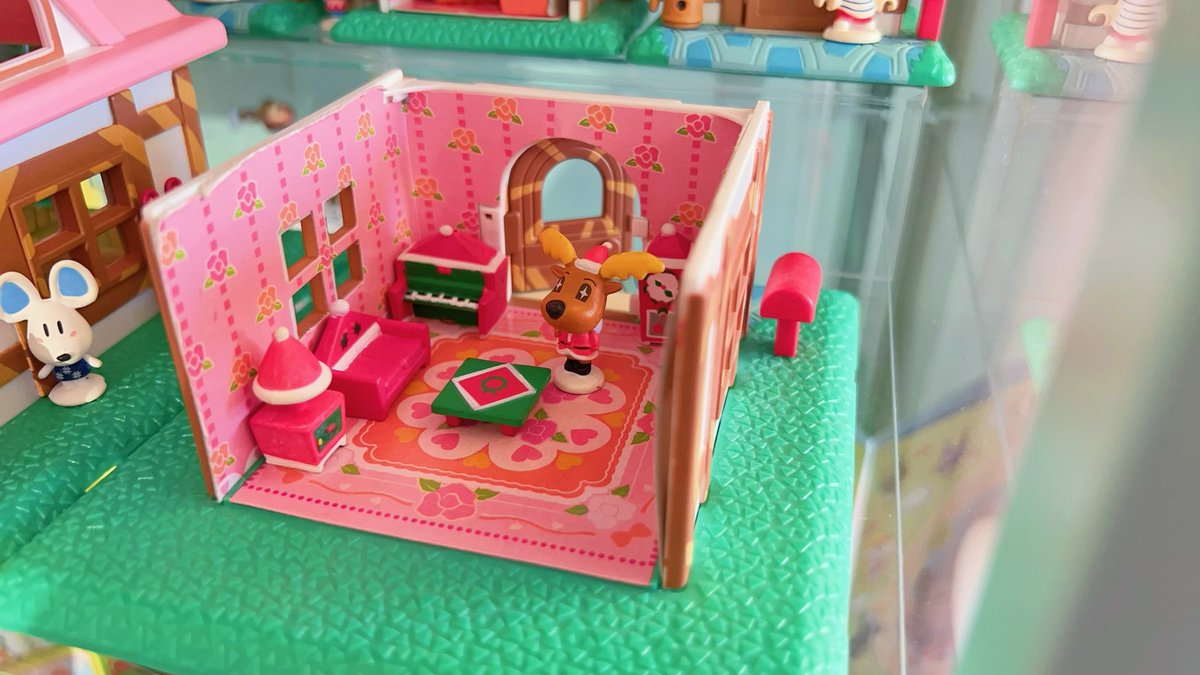 ✨💕🎄 happy december 1st