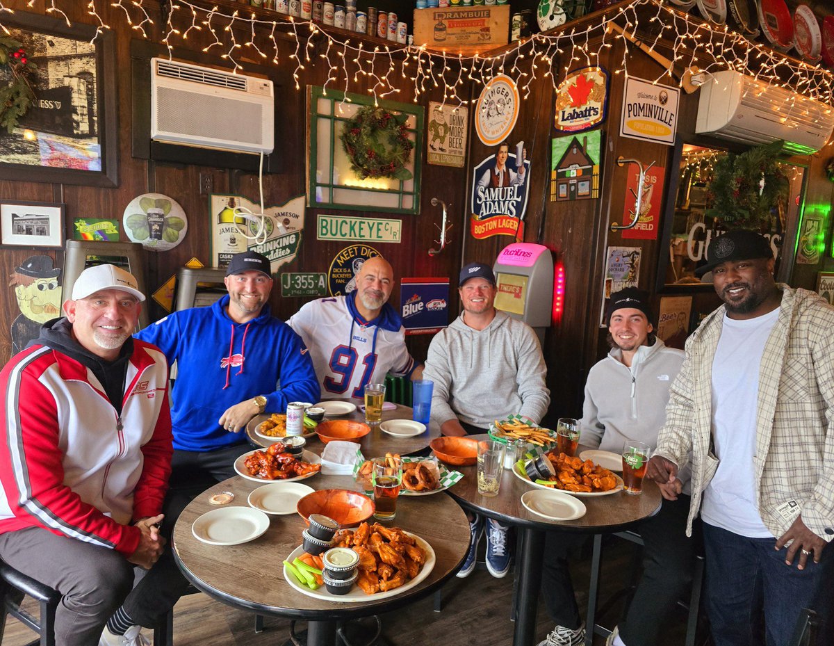 EWood70's tweet photo. Adolf’s Old First World Tavern was LEGIT! Incredible wings, homemade and traditional blue cheese, good apps. I’ll be back 🫡 https://t.co/9kiDLEK2Ta