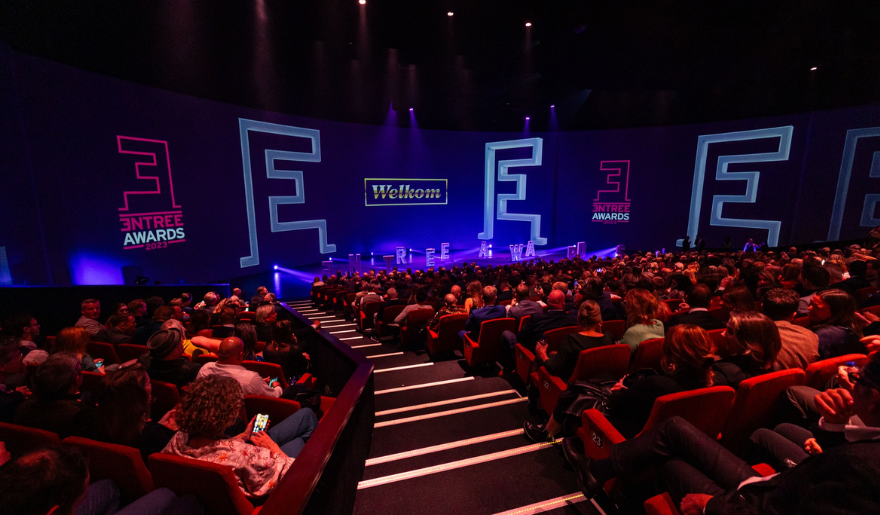 🎉 Vanavond: Entree Awards 2024! 🎉
De horeca-top komt samen in Theater Amsterdam! 🏆✨ Wij, NordCap Nederland, zijn trotse sponsor en benieuwd wie wint.

👉 Wie support jij? Tag ze hieronder! 👇

#EntreeAwards #NordCapNederland #WeCareForFood