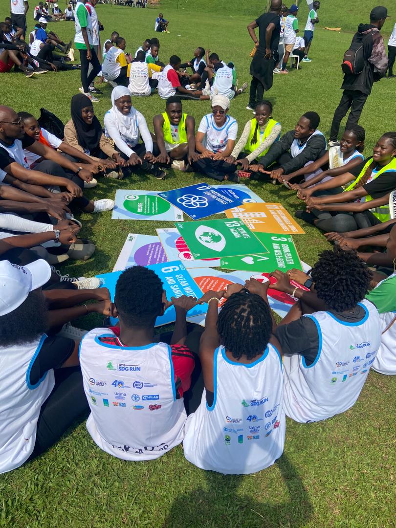 jolaade_jemimah's tweet image. #Partnershipforthegoals which has been the  reason for this run, has been well advocated for. The enthusiasm shown by the young people was top notch. For us to achieve these #SDGs by 2030, we need to work together,  a joint effort is what we need, everyone is a team player 💪