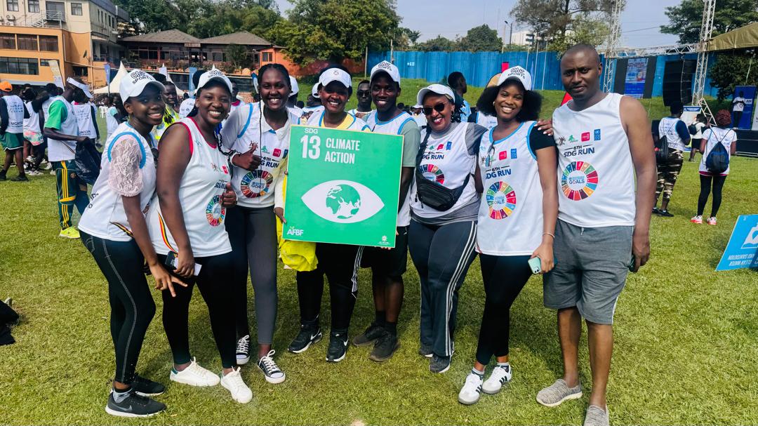 jolaade_jemimah's tweet image. #Partnershipforthegoals which has been the  reason for this run, has been well advocated for. The enthusiasm shown by the young people was top notch. For us to achieve these #SDGs by 2030, we need to work together,  a joint effort is what we need, everyone is a team player 💪