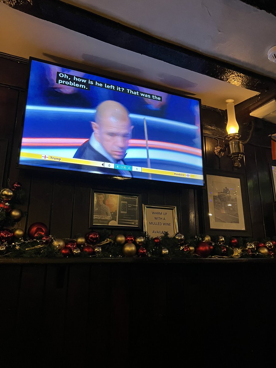 Settled in to a pub in York to watch the evening session of the final! 🎱

Come on Barry! 👊🏻