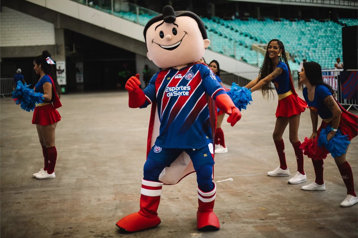 ric_gw's tweet photo. @RamonMe12881360 @rabelox84 Li errado sua resposta, achei que tava perguntando se seu mascote não era genérico. Acho leão genérico sim, apesar de achar um leão de dreads muito foda. Segundo o mascote de vocês, esse aqui que me refiro, não é nada carismático. https://t.co/iXfa0x3EvW