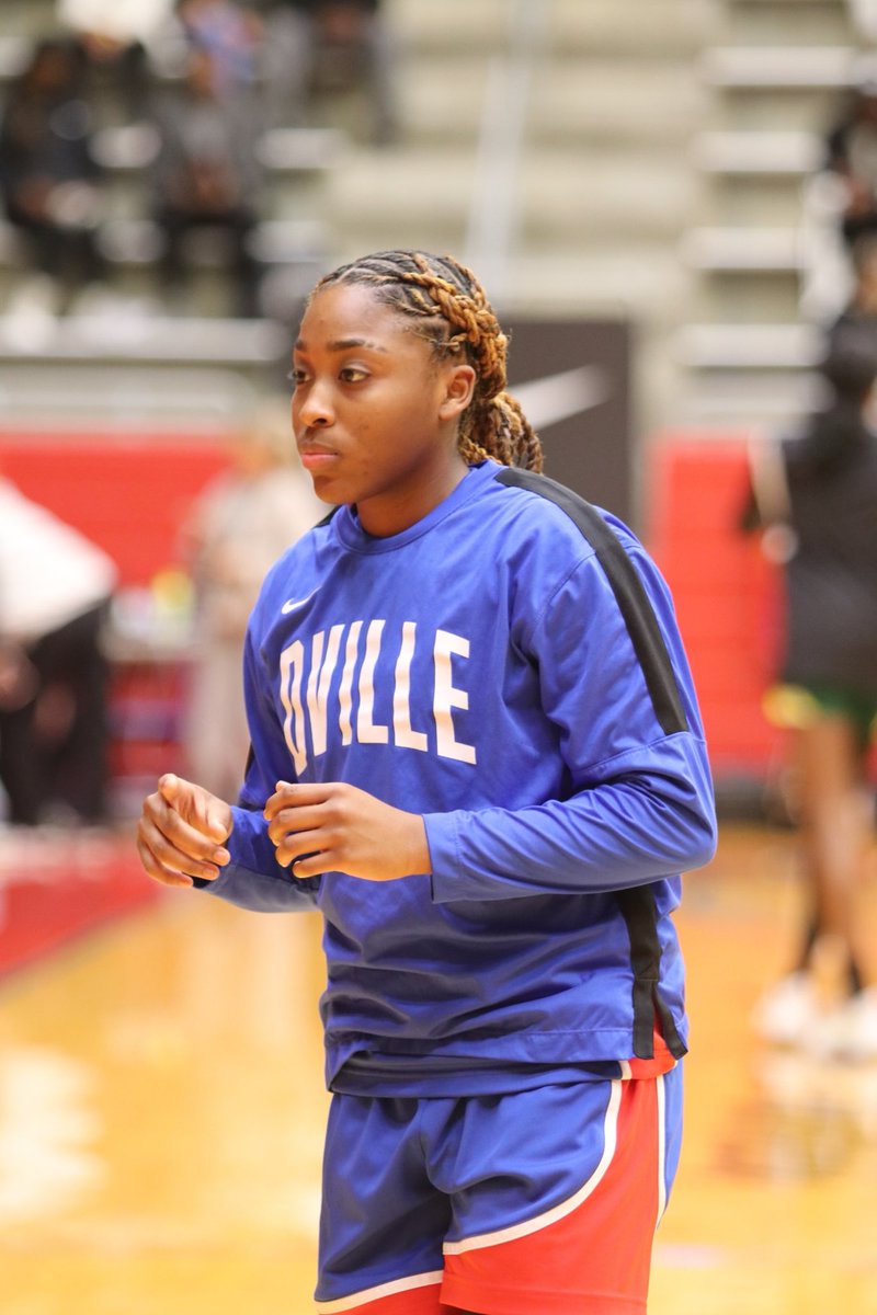 SamariHolmen's tweet photo. Thank you @HoopfestB for putting on such a great event with the best of the best! I got better this weekend & for that Iโm thankful! Til next year! ๐ซก#CityOfChamps #forever13 #CeeCee #2027๐ #WhereStarsAreBorn https://t.co/wWAmgQ1WhT