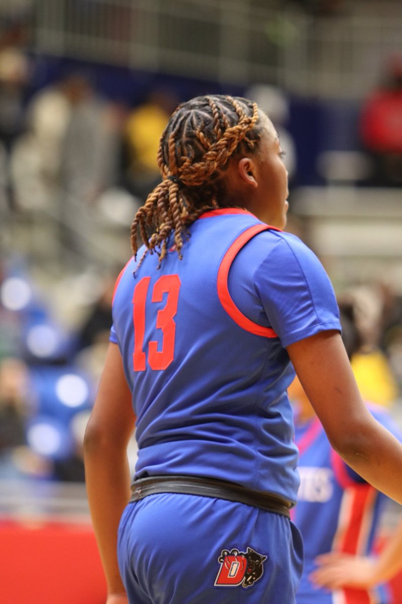 SamariHolmen's tweet photo. Thank you @HoopfestB for putting on such a great event with the best of the best! I got better this weekend & for that Iโm thankful! Til next year! ๐ซก#CityOfChamps #forever13 #CeeCee #2027๐ #WhereStarsAreBorn https://t.co/wWAmgQ1WhT