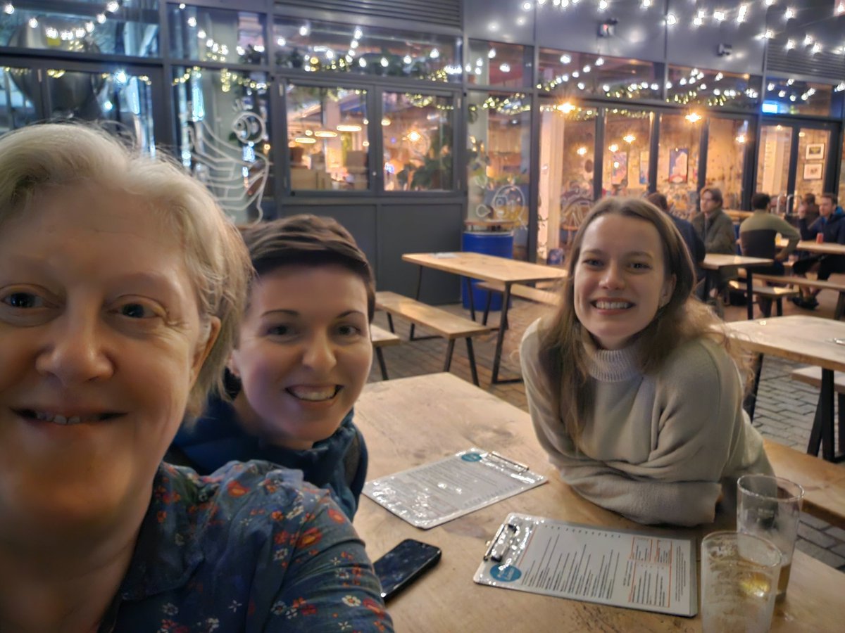 Dr Tracey Duncombe tweet media