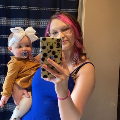 mercedewatson's tweet photo. #NewProfilePic https://t.co/XeBkbNwq1J