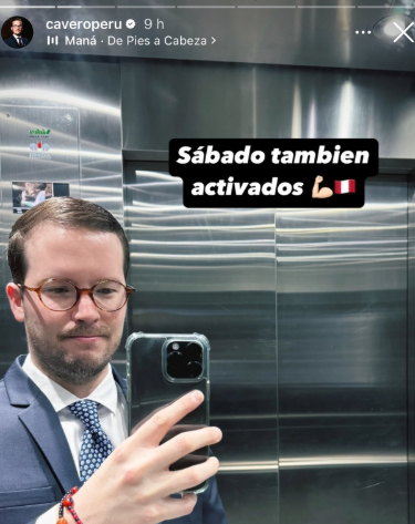 Uncafecommie's tweet photo. cómo empezó     //        cómo termino https://t.co/K567IrrHn8