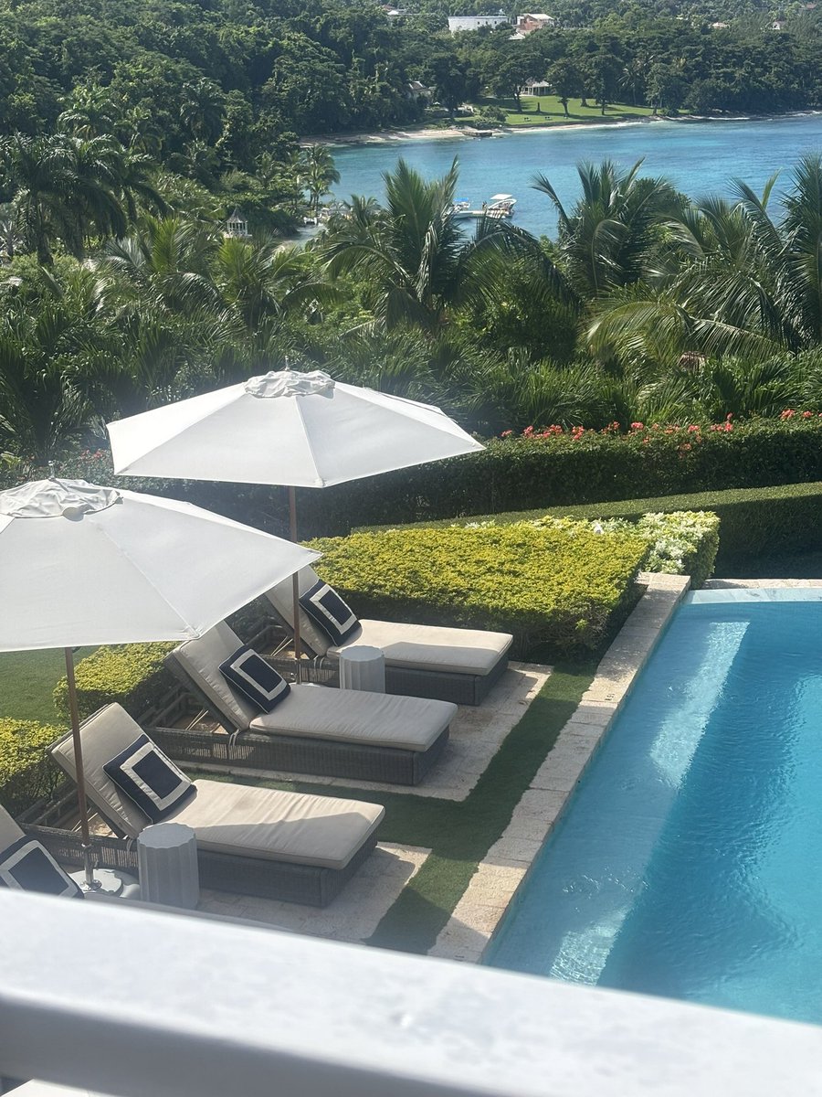 Veronica Events Inc. tweet media