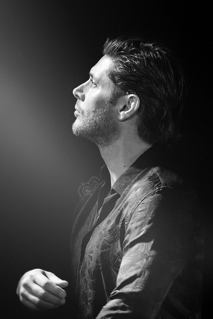 MajesticJensen's tweet photo. Dear December,

Please bring us some good things, this year was too hard 😔😔 https://t.co/dIw6mE724w