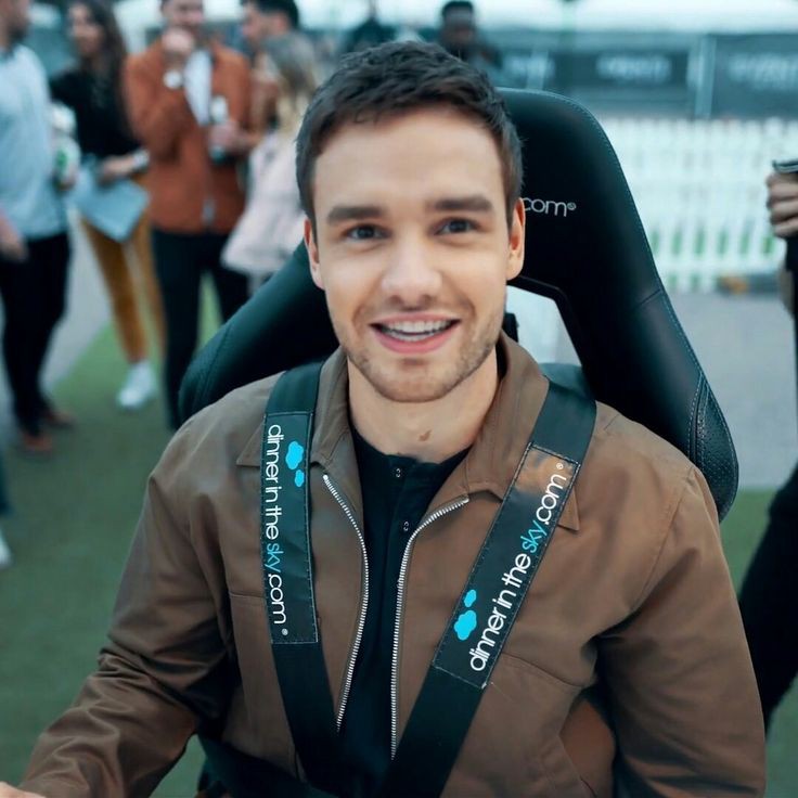 Ljpstardust91's tweet photo. “nós não estamos com raiva de você, amor. você é a melhor coisa que nós perdemos.”

Liam James Payne eu vou te amar até o meu último suspiro, vc vai esta pra sempre no meu coração payno ❤️ https://t.co/kzROWLKDit