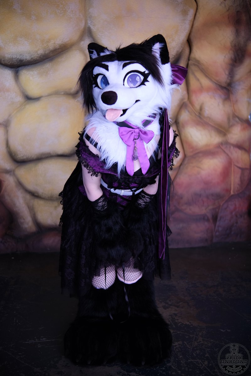 Pics from <a href="/PrideUnboundLDN/">Pride Unbound London</a> are finally back!