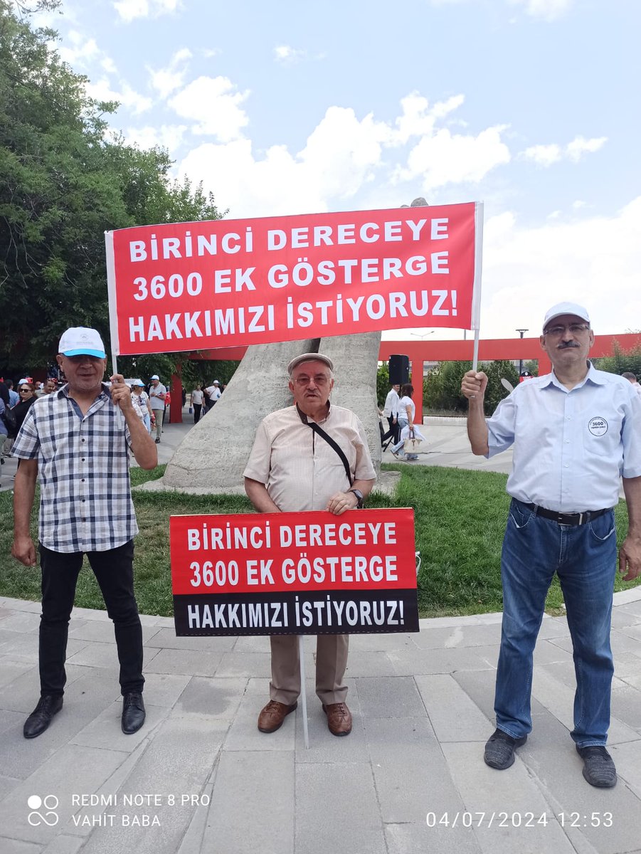 Devletin Memuruyuz
Yetkili Etkili
Sendikalara Çağrımız
Beraber Olun
#BirinciDereceye3600 Ek Gösterge yi Hayata Geçirin
Birkez Beraber Olun
Yetkinizi Etkinizi Görelim
<a href="/MemurSenKonf/">Memur-Sen</a>
<a href="/Kamu_Sen/">Türkiye Kamu-Sen</a>
@BuroMemurSen <a href="/TurkBuroSenGM/">Türk Büro-Sen</a>
<a href="/aliyalcin/">Ali Yalçın</a>
<a href="/OnderKahveci/">Önder Kahveci</a>
<a href="/yusufyazgan37/">Yusuf YAZGAN</a>
<a href="/TurkesGuney/">Türkeş Güney</a>
