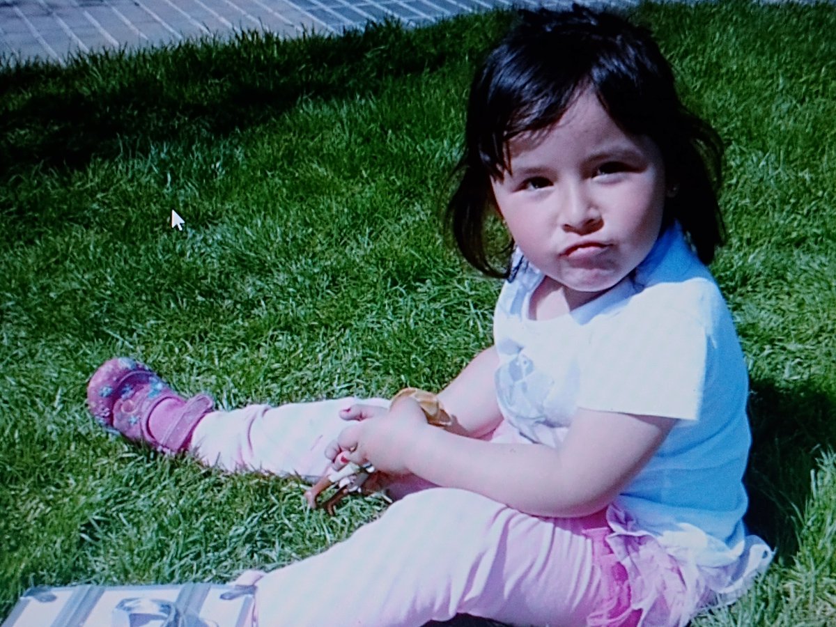 _nt0nella's tweet photo. Anto shikita les manda un saludo a todos mis mutis https://t.co/FJlEEhs0dn