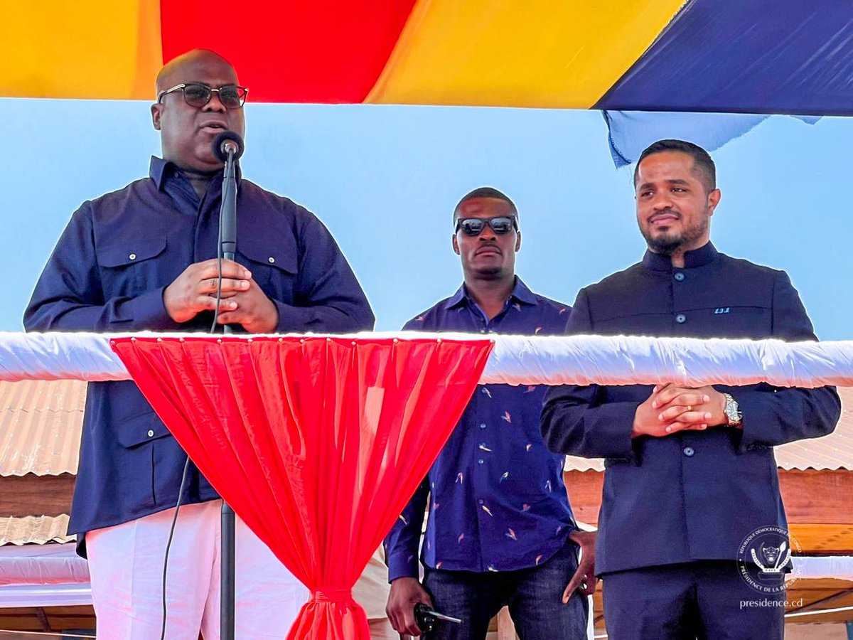 Presidence_RDC's tweet image. Itinérance #Grandeorientale | En tournée dans la #Grandeorientale depuis samedi, le Chef de l’État a effectué, ce dimanche, une visite éclair à #Buta, chef-lieu de la province de #BasUele. 

Comme lors de ses précédentes tournées, le Président Félix Tshisekedi a communié avec la