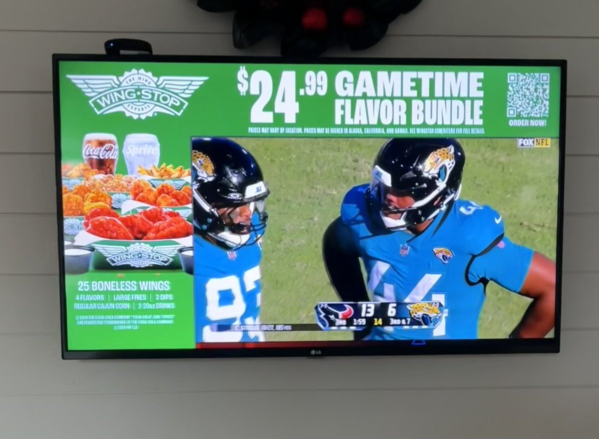 Alsboringtweets's tweet photo. Red Zone can call themselves commercial free all they want, but this is clearly a commercial and it is a red zone commercial, not from the actual game https://t.co/maG3l2A4cy