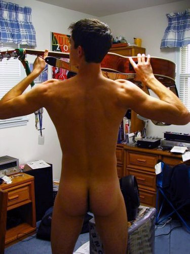 Photawgrapher's tweet photo. @Jeremylovesjj @shane_shads111 It'll take me a month to unearth them on an older hard drive. I think he was known as an Italian stud, but who knows whether that is true or is just the invention of someone who posted him https://t.co/TJSSuMODSL