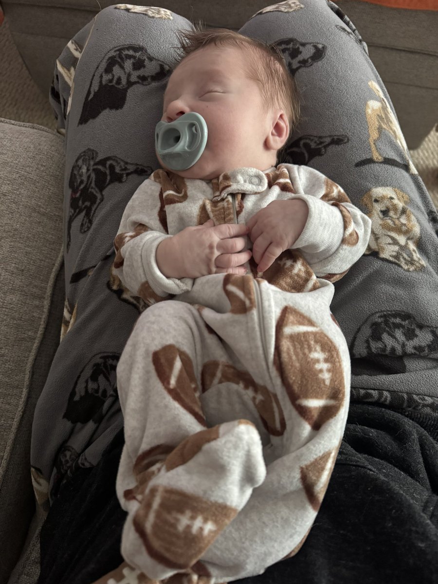 Jon Scott (@jonscotttv) on Twitter photo Sleeping all day for Sunday night!
<a href="/AdamBenigni/">Adam Benigni</a> <a href="/viccarucci/">Vic Carucci</a> <a href="/_jacosta/">Jonathan Acosta</a> will carry our coverage tonight for #Bills and 49ers.
Pregame Sports Talk Live at 6:30 and special postgame after #SNF on <a href="/WGRZ/">WGRZ</a>. Sleeping all day for Sunday night!
<a href="/AdamBenigni/">Adam Benigni</a> <a href="/viccarucci/">Vic Carucci</a> <a href="/_jacosta/">Jonathan Acosta</a> will carry our coverage tonight for #Bills and 49ers.
Pregame Sports Talk Live at 6:30 and special postgame after #SNF on <a href="/WGRZ/">WGRZ</a>.