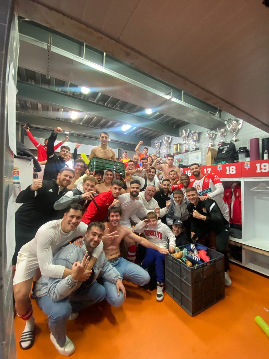 ⚪🔴⚪ | PRIMER EQUIPO 
JORNADA 12

🆚 La Moraleja C.F. “A”

3️⃣-0️⃣

⚽️ Porre
⚽️ Dani
⚽️ Rubén Ramiro

￼➕￼Jornada 9
￼➕￼Jornada 10
￼➕￼Jornada 11
￼➕￼Jornada 12

Nueva victoria del primer equipo, nuevos 3 puntos y portería a 0. Seguimos!!!

#ADColmenarViejo 🔝💯