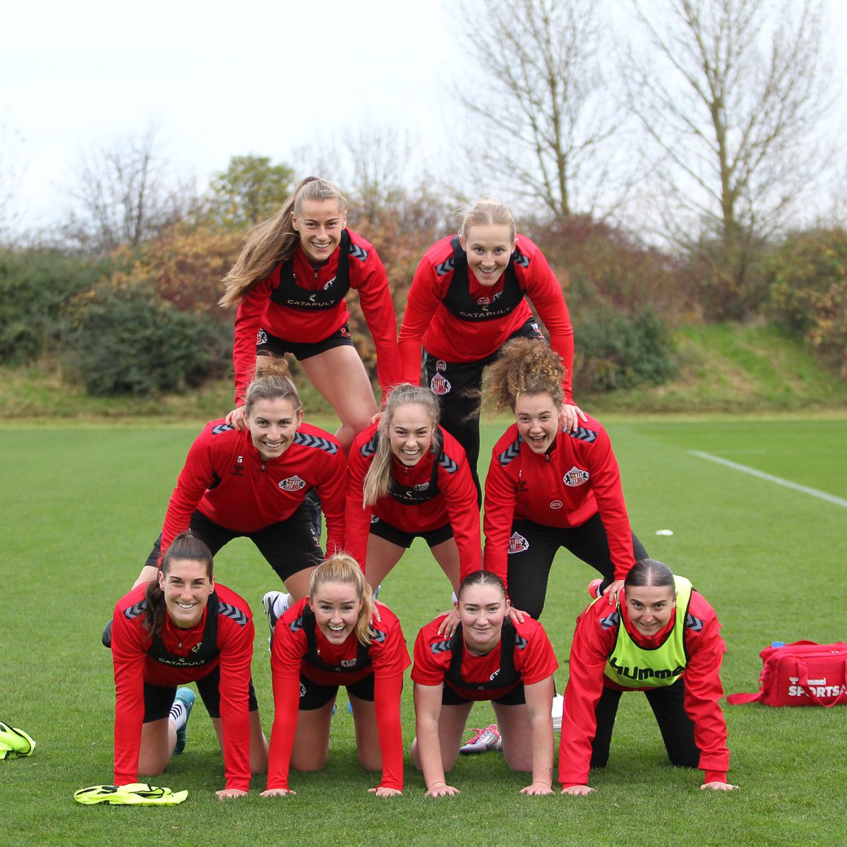 One whole month out of retirement… My face says it all 😄🔴⚪️ <a href="/SAFCWomen/">Sunderland AFC Women</a> #HTL
