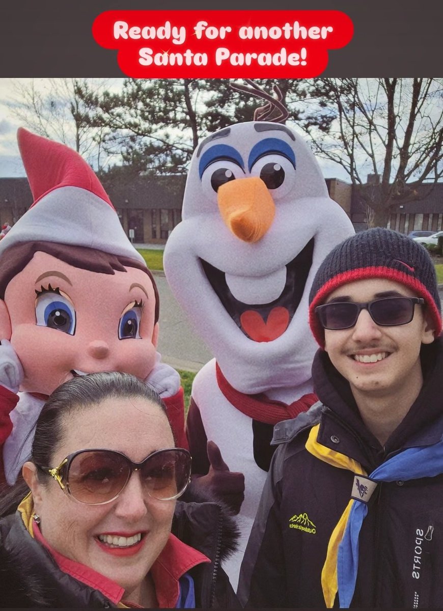FunSchoolDays's tweet photo. The things we do... 🙄😄
Was a tad cold for this year's Annual Mississauga Santa Parade with a few local Scout groups joining us! 
#1sterindalescouts #santaclausparade #scoutevents #meandmyboy #whendidhegrow #xmasseason https://t.co/GFS2cHi9SA