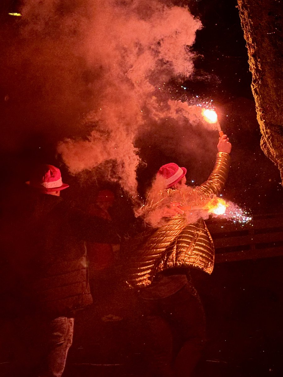 Brann v Viking in photos - 🧵

An incredible night at the Brann Stadion as @skbrann secure Champions League football for 24/25. 

Thanks a million to <a href="/FotMob/">FotMob</a> for sending me to capture these images. Hope you like them. 🫡

#Brann 🇳🇴⚽️