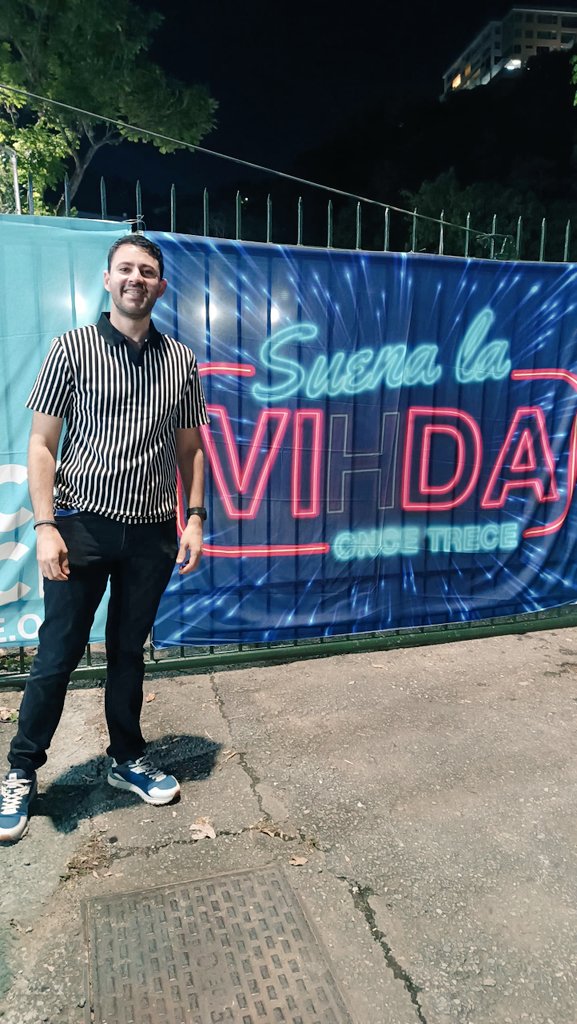 samvega413's tweet photo. Suena la VIHDA.
Por un mundo sin discriminación.
Suena la vida, el concierto que derriba estigmas y celebra a cada persona.
#OnceTrece #VIH https://t.co/noxOprz4y9