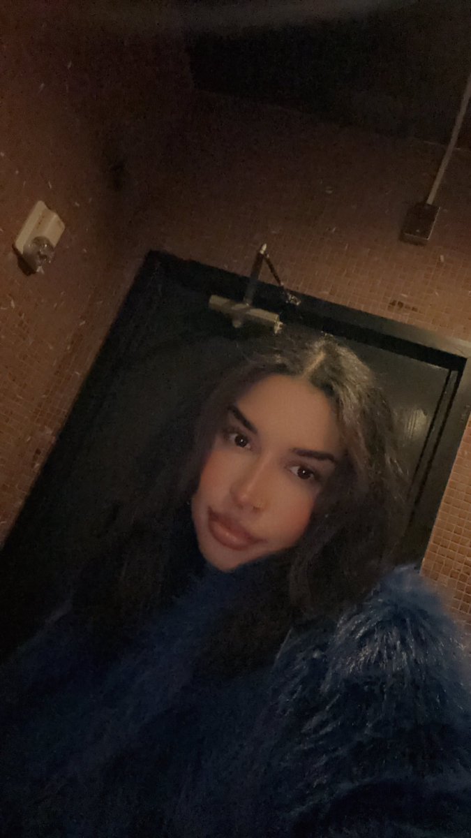 DestinyMIvy's tweet photo. 💎 https://t.co/Cp78410V4I