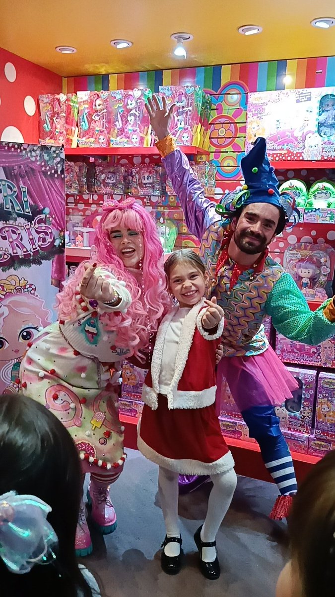 mia_fabri30's tweet image. En el encendido del árbol de navidad de Distroller 💗
@Distroller #actrizinfantil #modeloinfantil #influencer