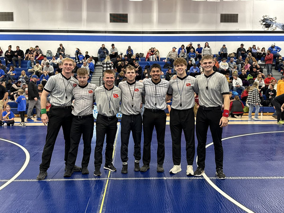 Sassychari's tweet photo. Thank you @KohawkWrestling for officiating our kids club tournament today! You guys are the best!! https://t.co/Q61zGmEDhK