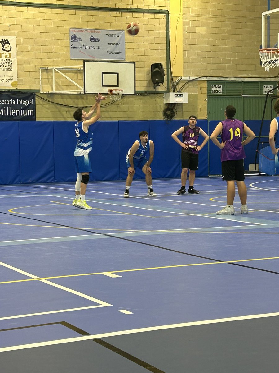ADB_Hellin's tweet photo. 🏀🏀Nuestro equipo Junior ⛹️⛹️vence a Eco Almansa y sigue en lo alto de la clasificación del grupo E.☘️☘️
💚🩷100%ADB
@Hellinayto https://t.co/NqLCSU0KSh