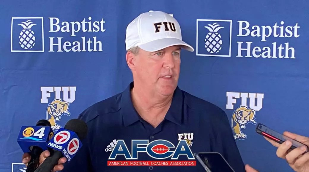Matt Zenitz (@mzenitz) on Twitter photo FIU is set to fire head coach Mike MacIntyre, sources tell me and <a href="/RJ_cfb/">Richard🇬🇾Johnson</a> for <a href="/CBSSports/">CBS Sports</a>/<a href="/247Sports/">247Sports</a>
247sports.com/article/colleg… FIU is set to fire head coach Mike MacIntyre, sources tell me and <a href="/RJ_cfb/">Richard🇬🇾Johnson</a> for <a href="/CBSSports/">CBS Sports</a>/<a href="/247Sports/">247Sports</a>
247sports.com/article/colleg…