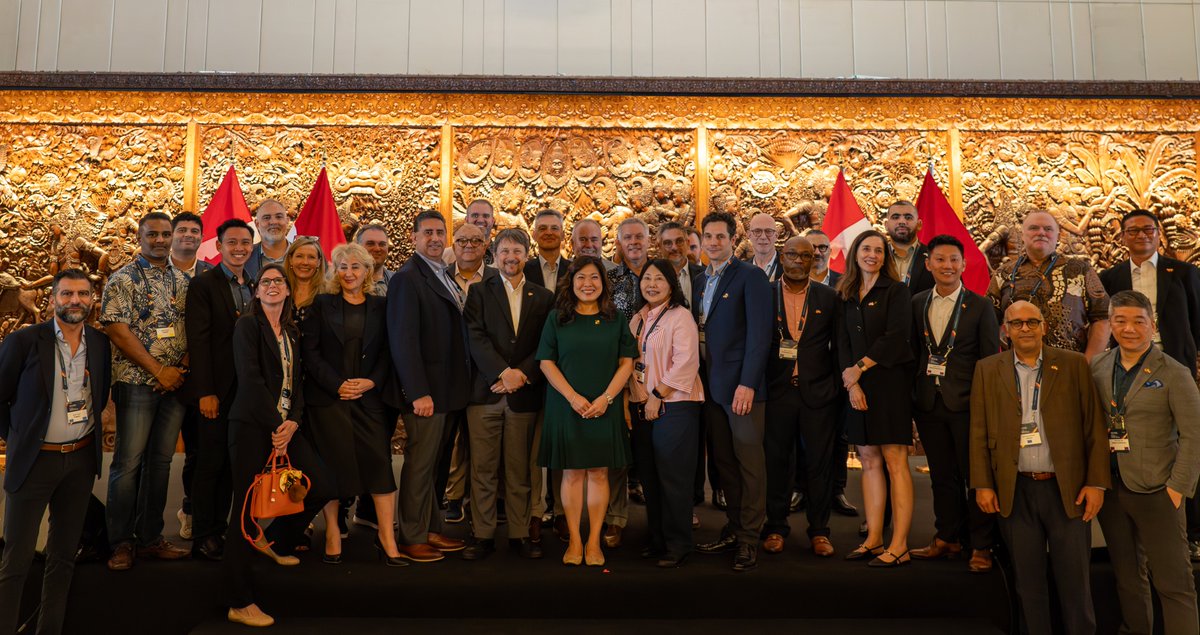 The Team Canada Trade Mission to #Indonesia and the #Philippines is well underway, and our delegates are preparing for the busy days ahead!

Learn how we can support your #CdnBiz in Indonesia: ow.ly/WCWu50UiFyF

#GoTeamCanadaTrade