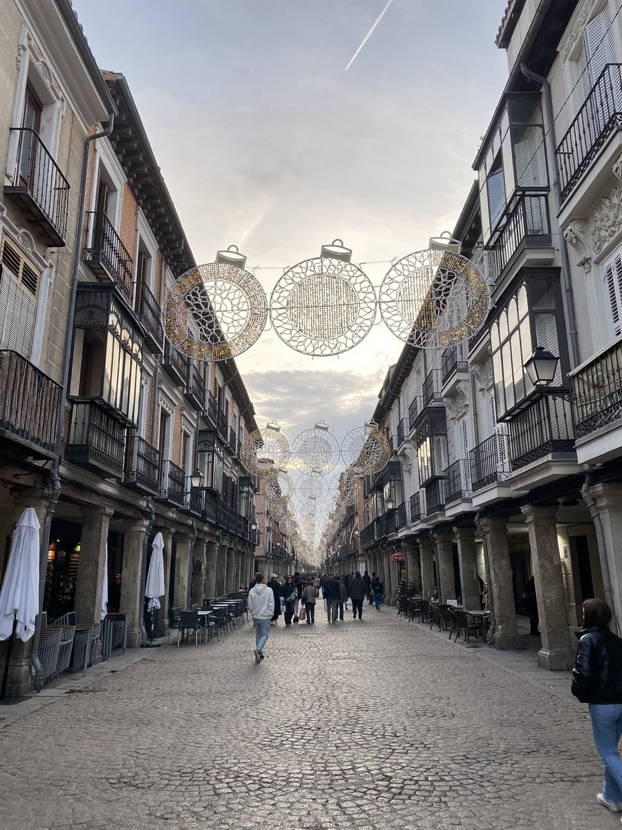 davidntwrk's tweet photo. Alcalá de Henares.
#ciuadadpatrimonio #alcaladehenares https://t.co/76wianzK1C