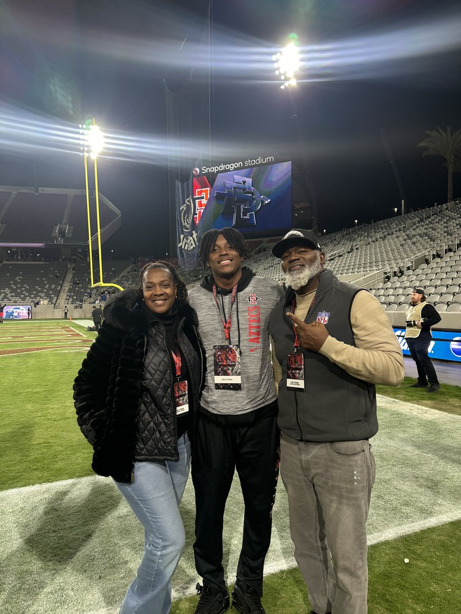 Had an amazing game day visit at <a href="/SnapdragonStdm/">Snapdragon Stadium</a> watching the Aztecs take on Air Force. Was great meeting the staff and having great conversations.