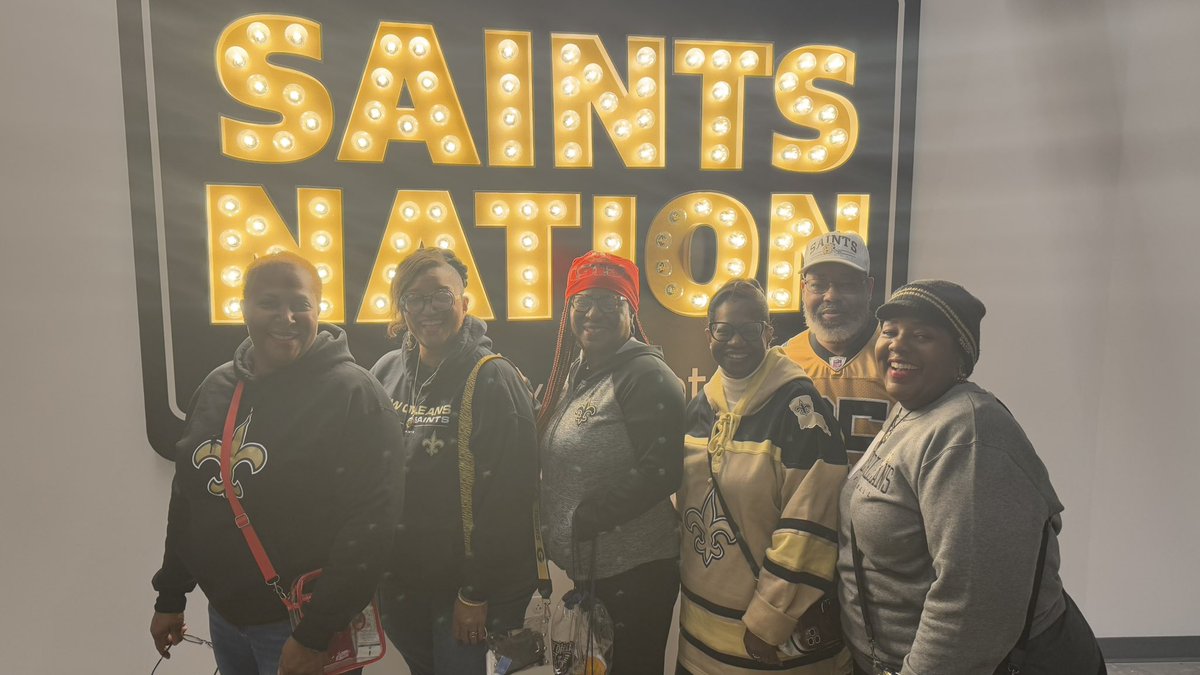 hbepps's tweet image. #saintsgameday