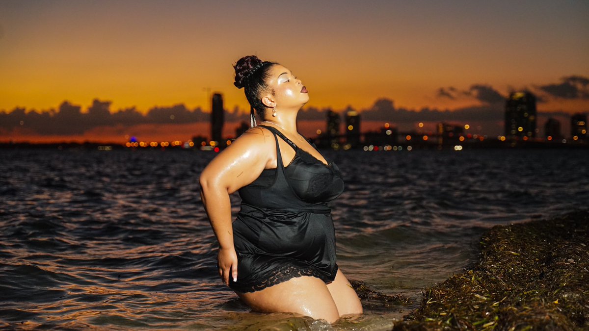 reziahyz's tweet image. Last editorial of the year 📇